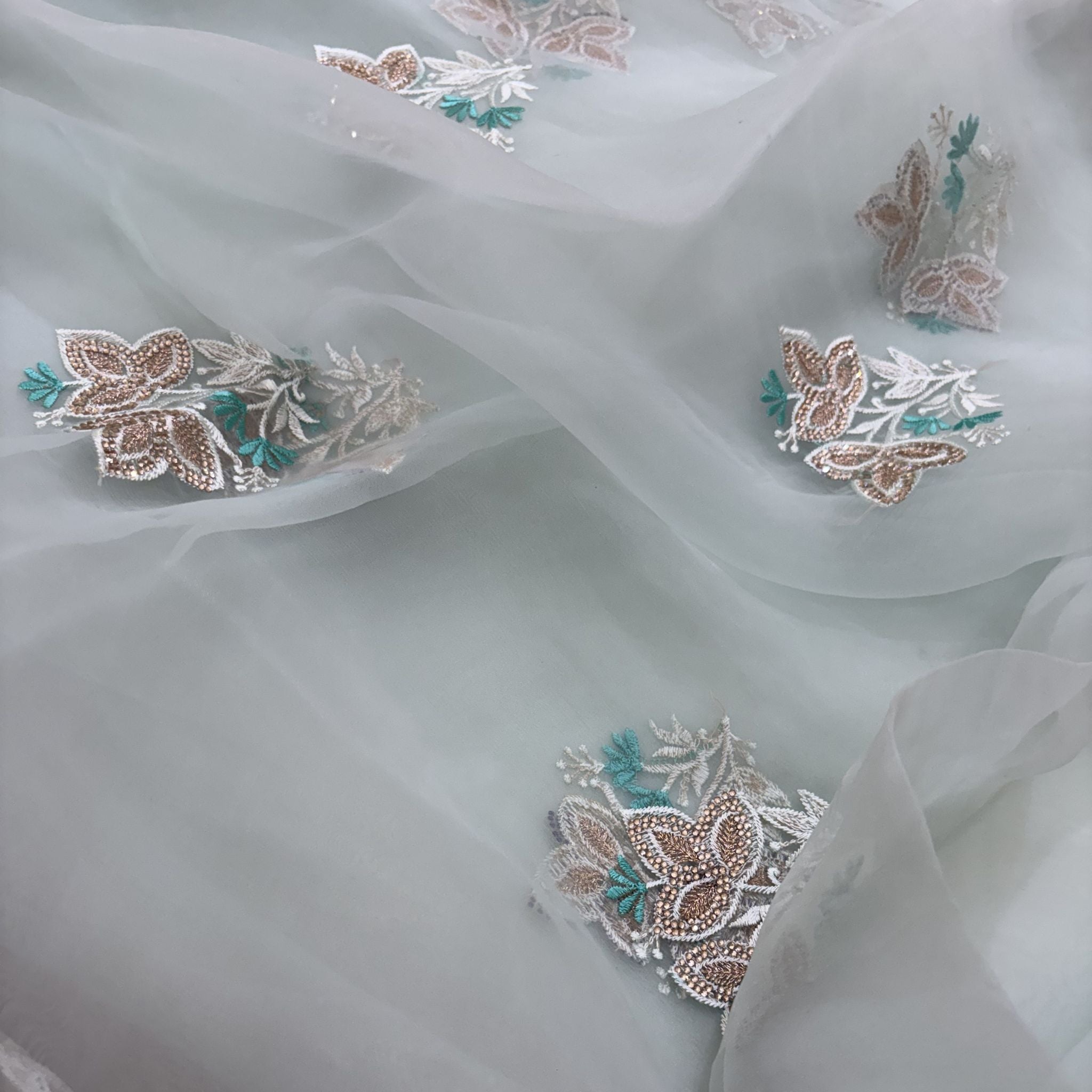 Ajmera Jari Patta Saree